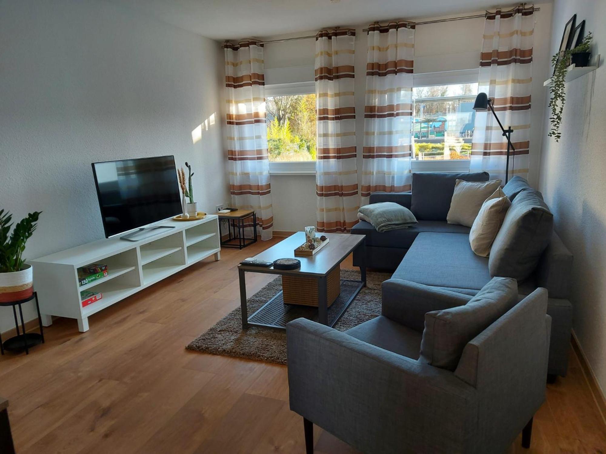 Ferienwohnung In Erftstadt 2 Min Fusslaeufig Zum Bahnhof, Phantasialand, Koeln, Koeln Messe, Eifel Eksteriør bilde