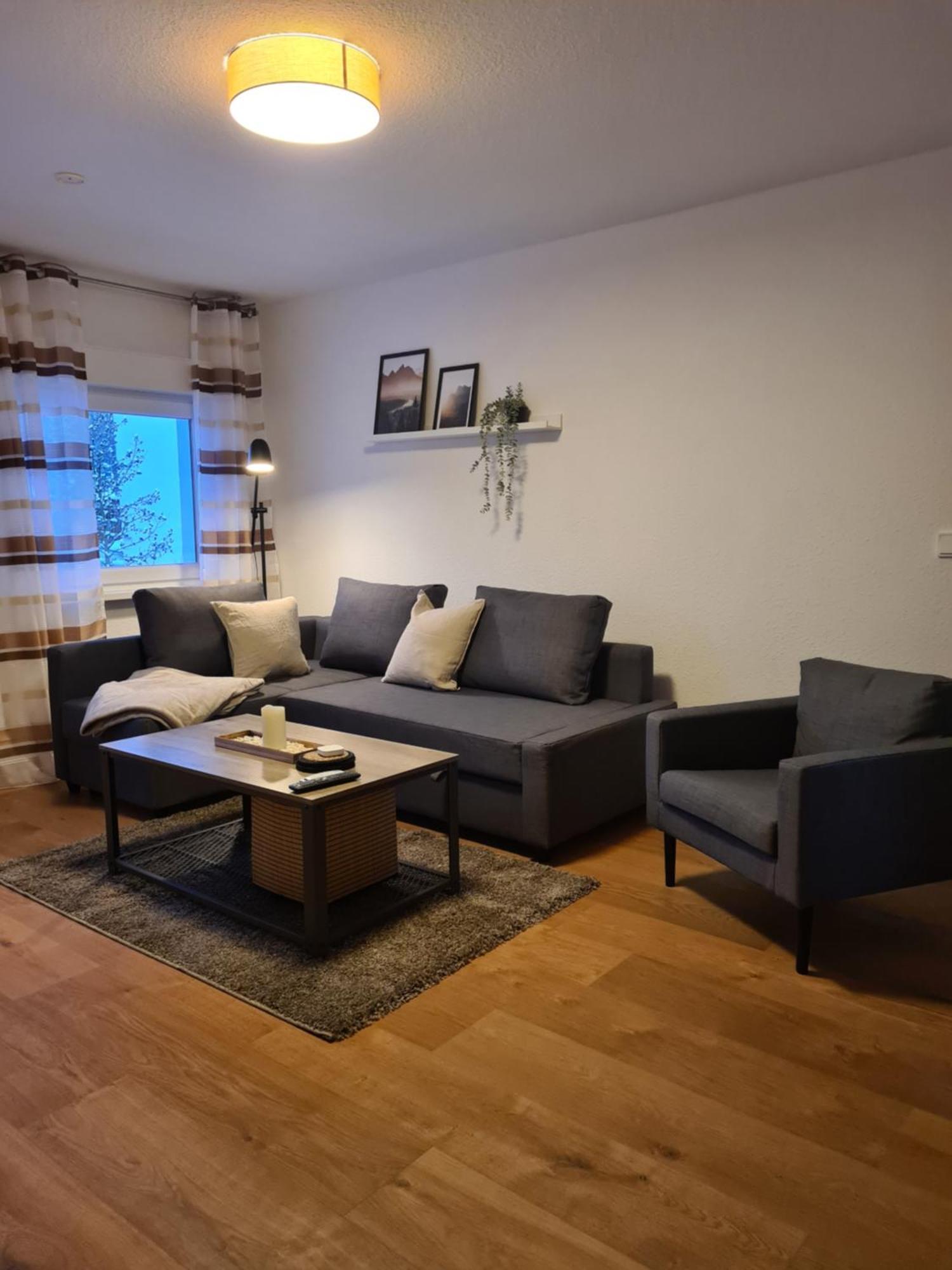Ferienwohnung In Erftstadt 2 Min Fusslaeufig Zum Bahnhof, Phantasialand, Koeln, Koeln Messe, Eifel Eksteriør bilde